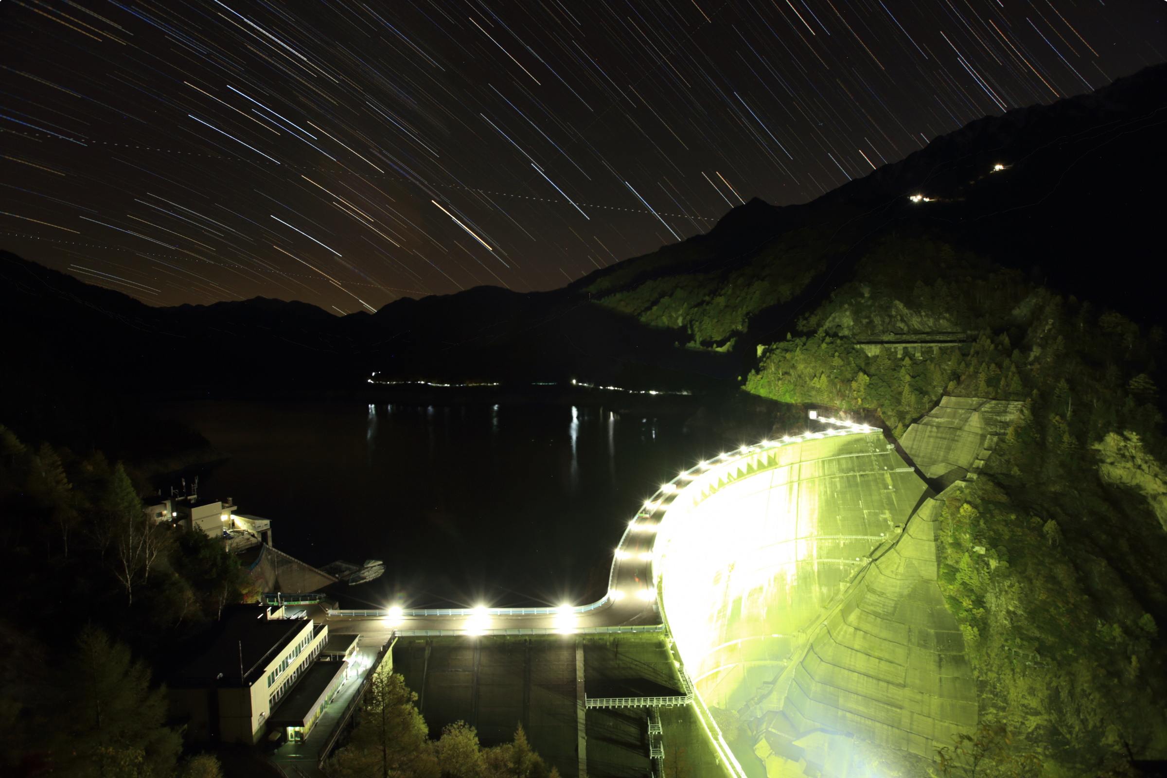 夜の黒部ダムと星空鑑賞会 宙ツーリズム